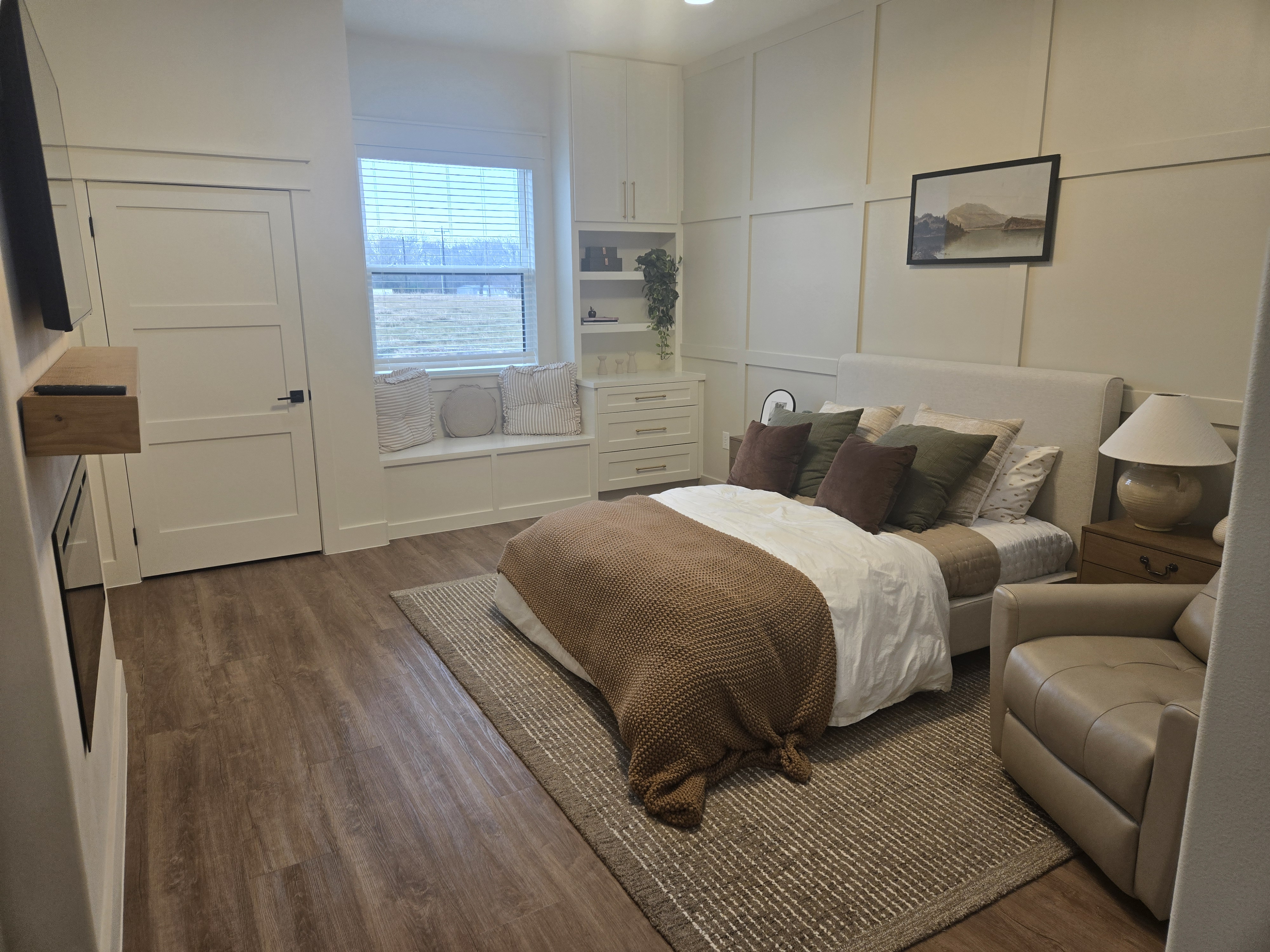 Private assisted living suite