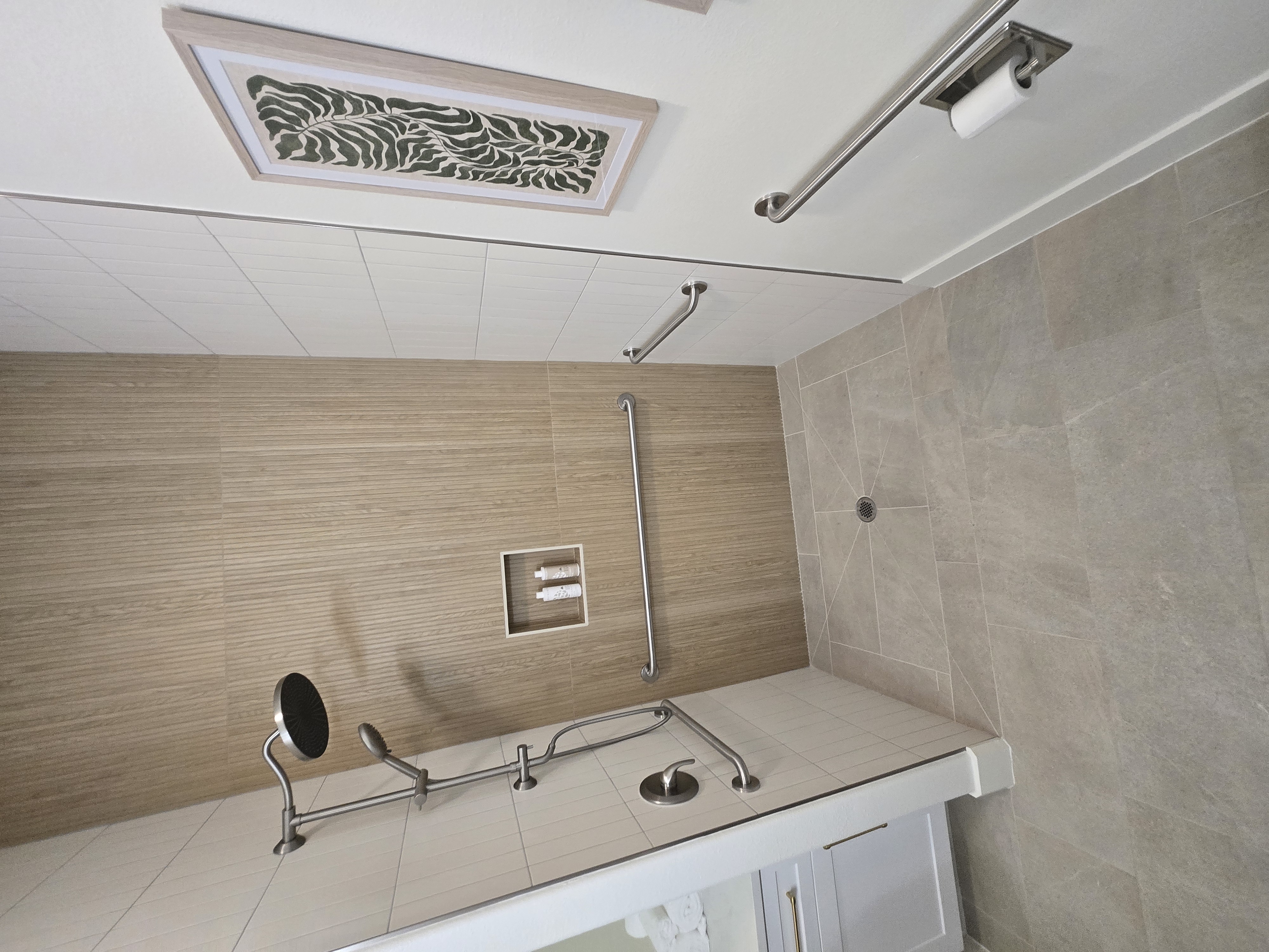 ADA spa shower en-suite